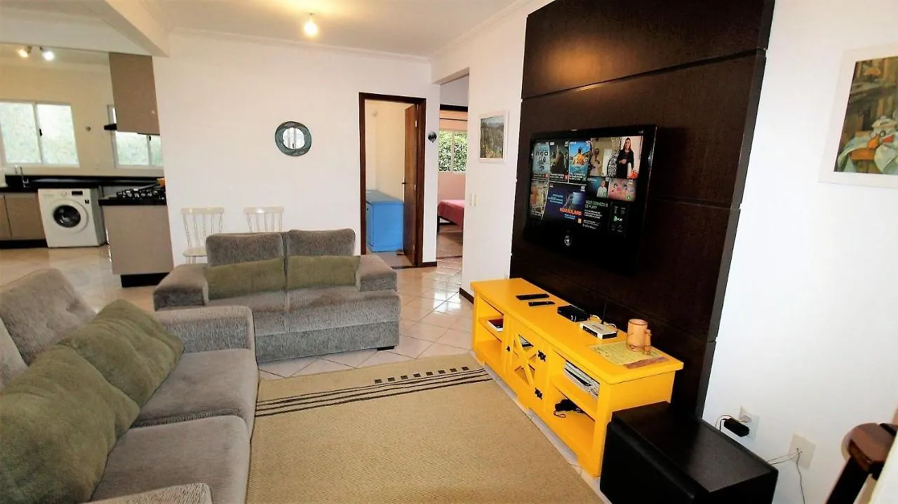 1054 - Apartamento Para Locacao Em Bombinhas - Residencial Solar Das Bromelias Apto 232 Apartment