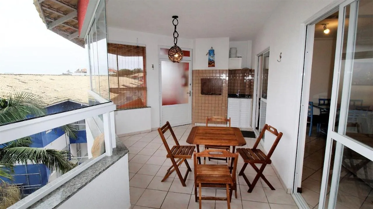 1054 - Apartamento Para Locacao Em Bombinhas - Residencial Solar Das Bromelias Apto 232